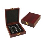 Set de Vino en Caja de Madera - Imagen 3
